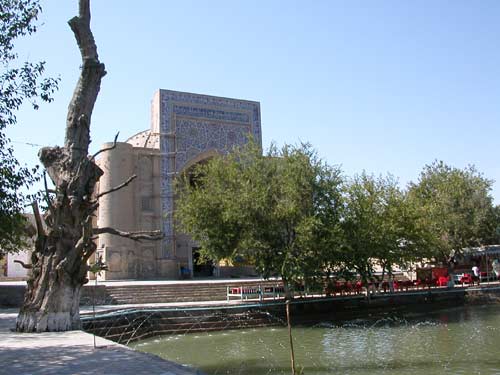 Nadir Divan-Begi Khanaka