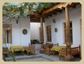 Гостиница Salom INN. Двор