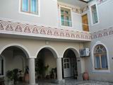 Siyavush Hotel