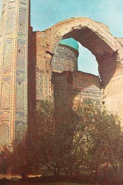 Bibi-Khanym Mosque