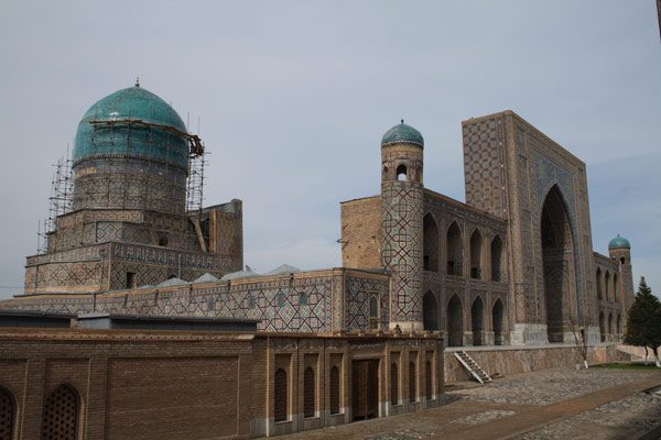 Samarkand: Ensemble of Registan