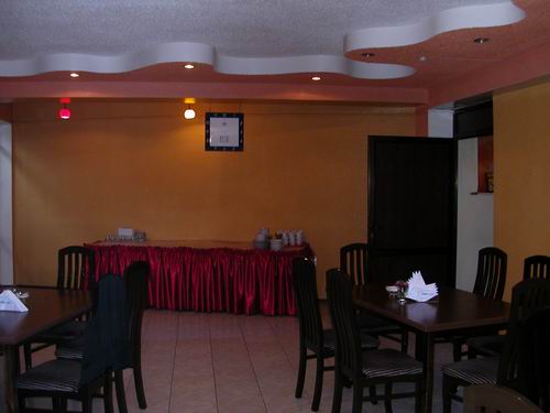 Rovshan Hotel