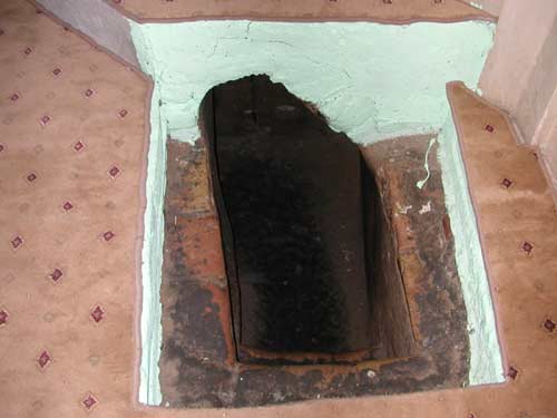 The underground cell -  chillahona